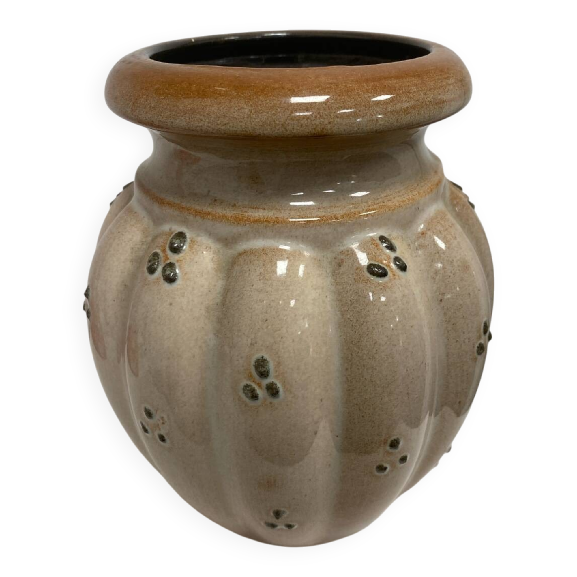 Ceramic vase