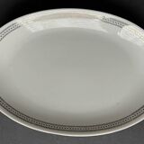 2 oval porcelain dishes