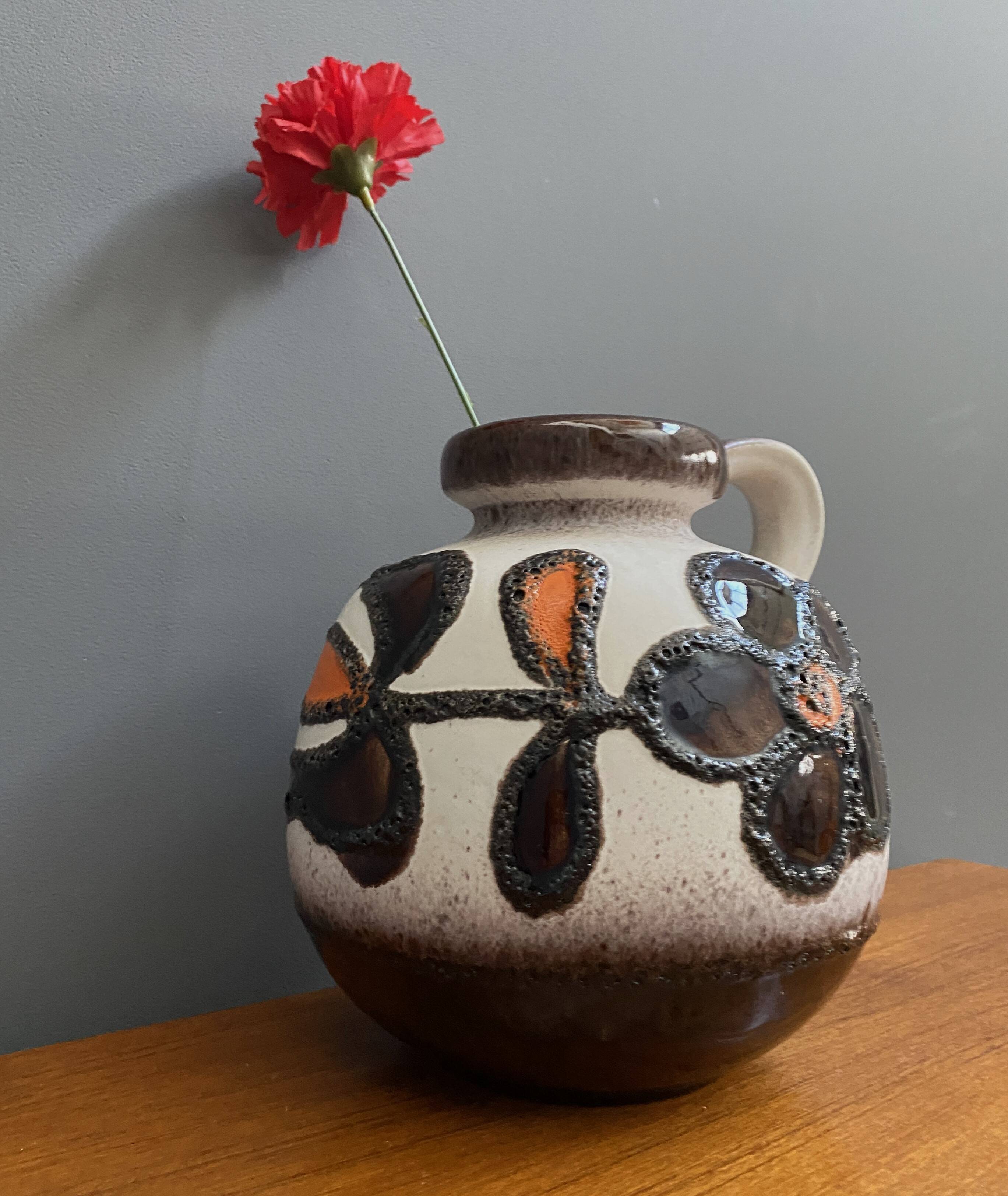 Scheurich vase model 484-21 1970s