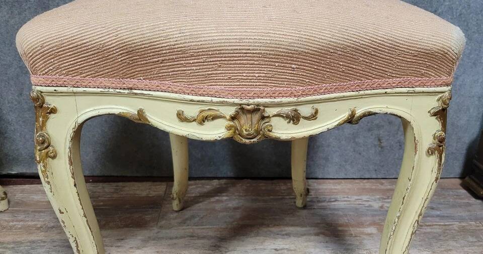 Pair of Venetian chairs in Louis XV baroque style in lacquered and gilded wood