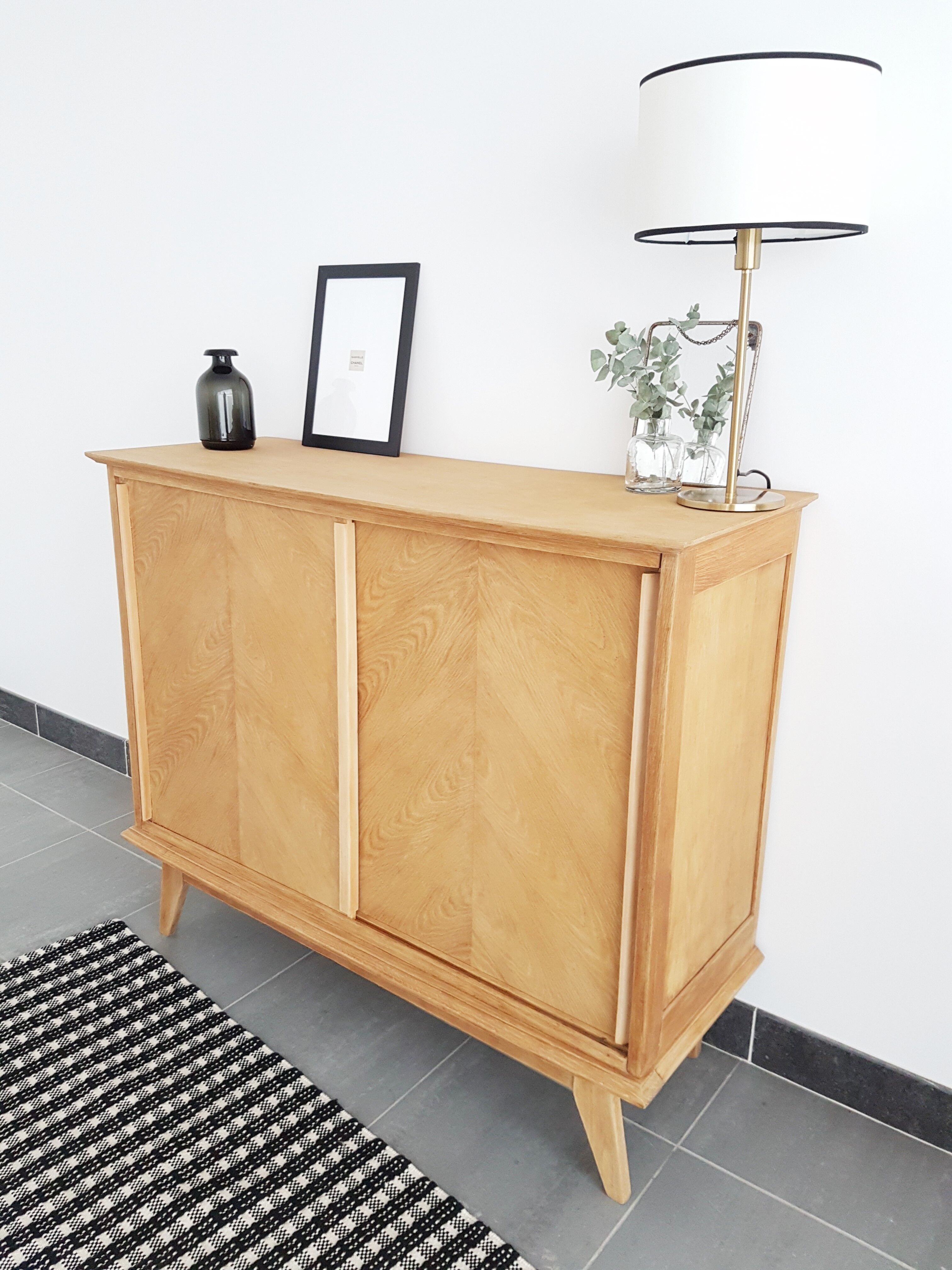 Vintage sideboard sliding doors