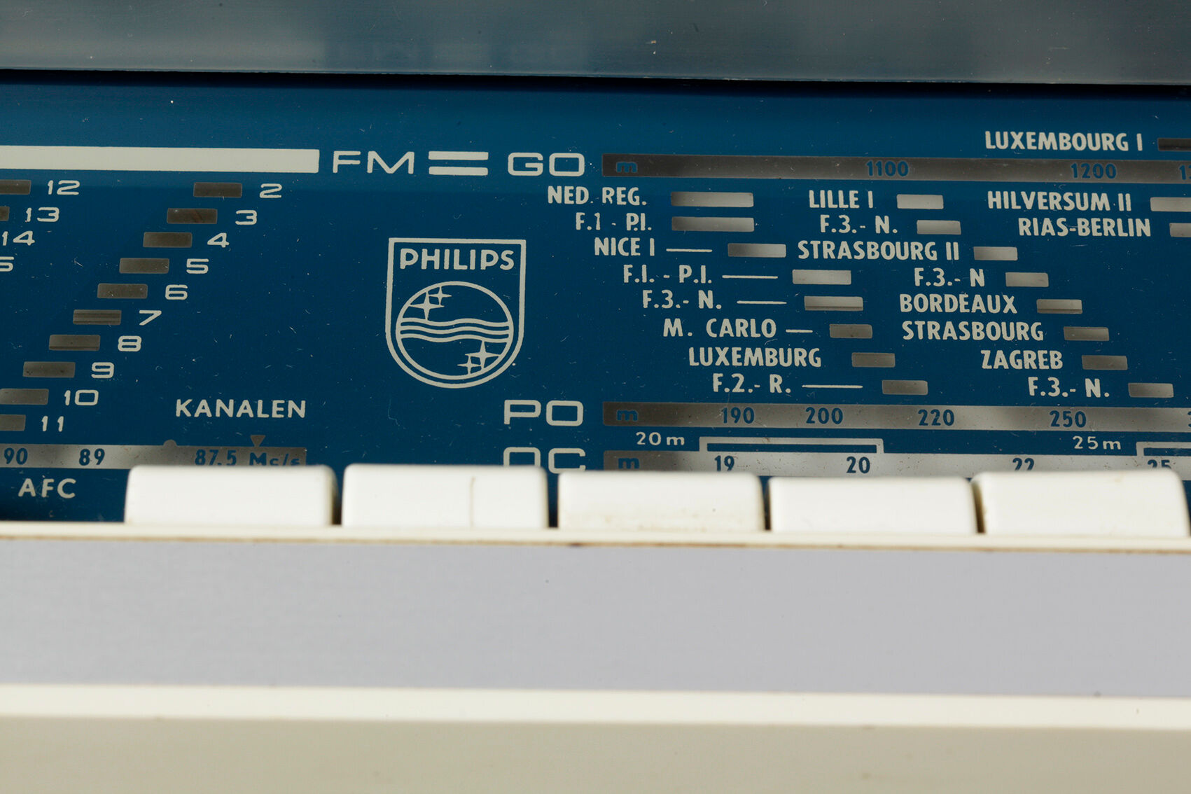 Philips radio station all transistor radio compass vintage