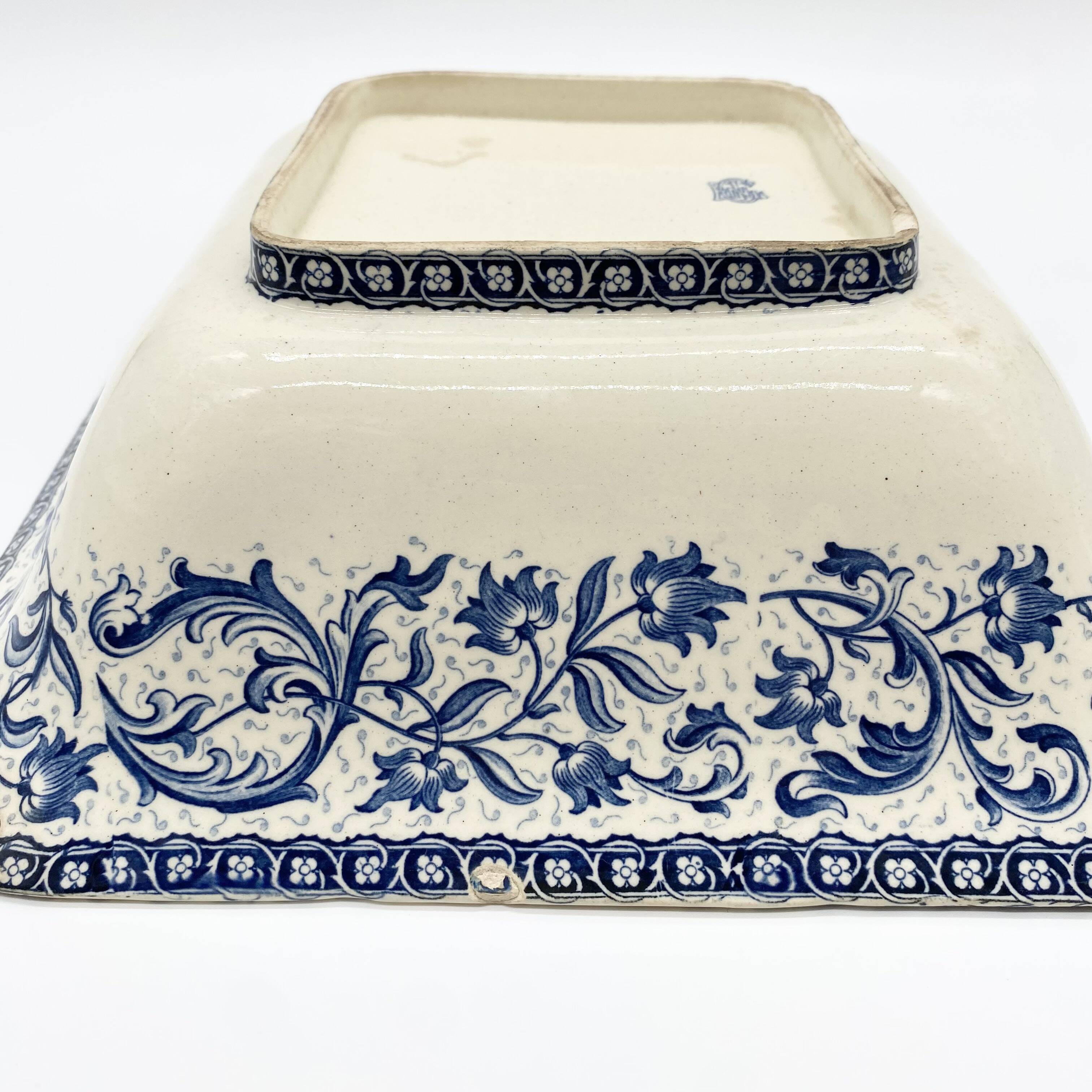 Gien earthenware dish / salad bowl "Terre de Fer", "Ibis" service, 1876