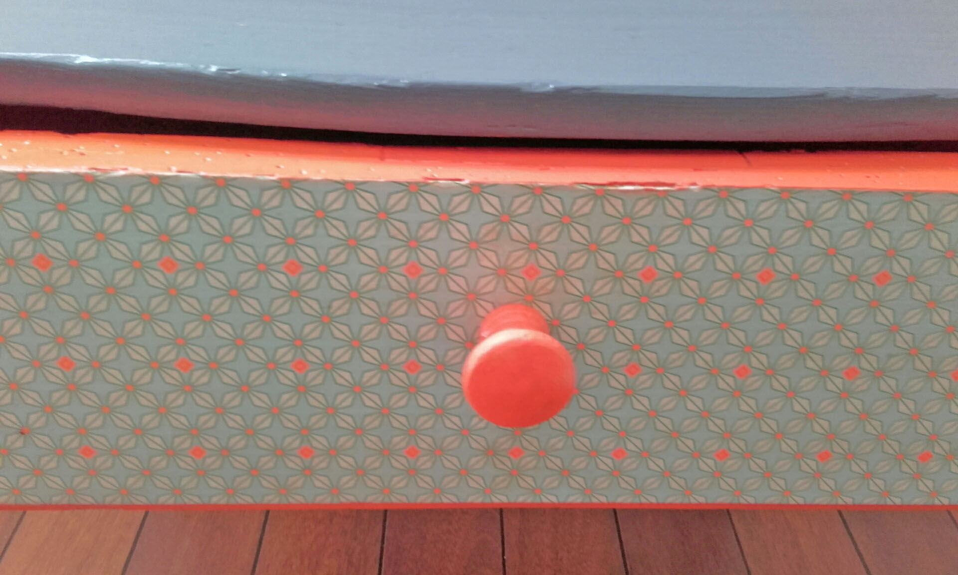 Table low revamped old