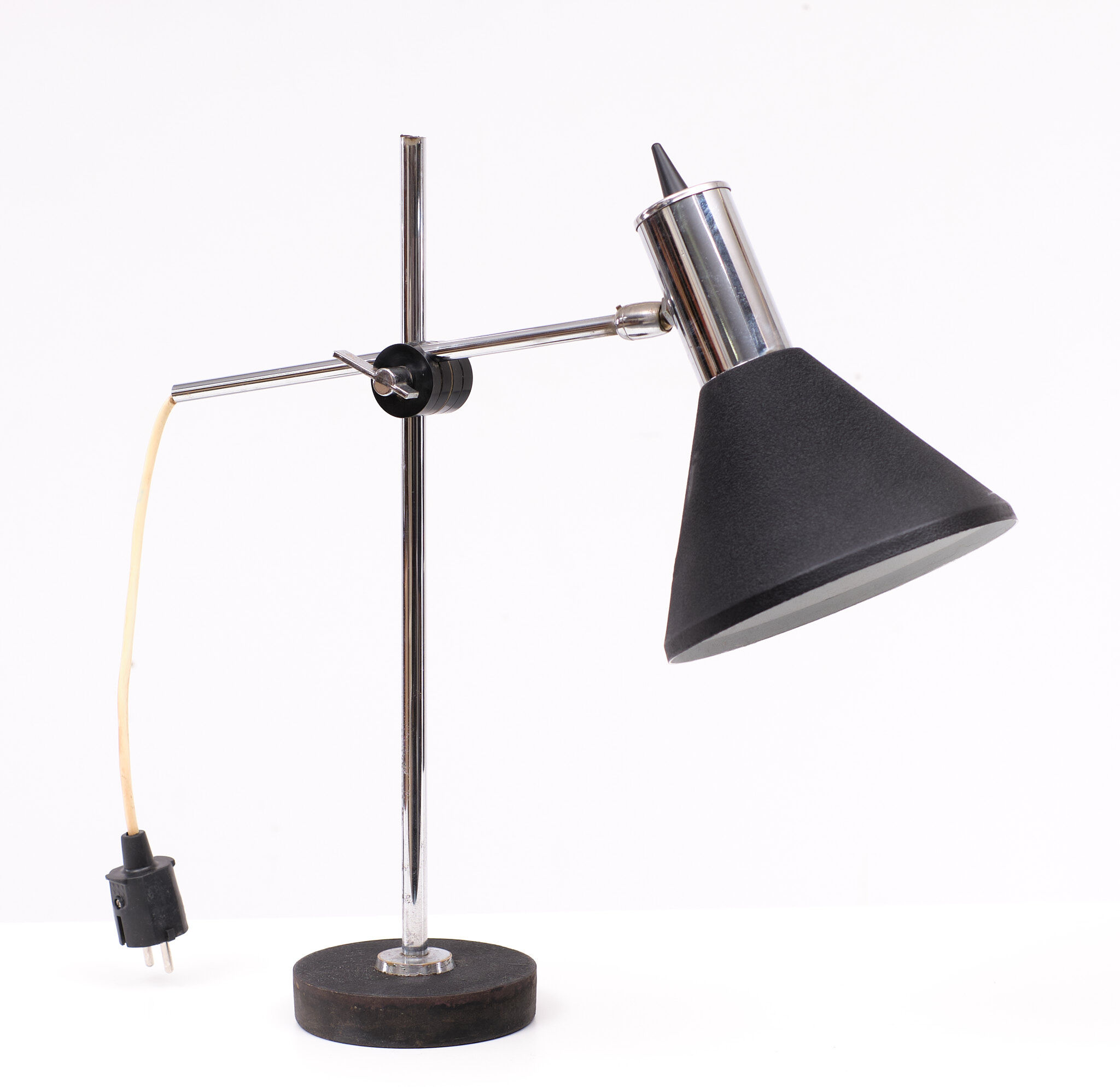 Herda Adjustable Desk Lamp !960s Holland Status: