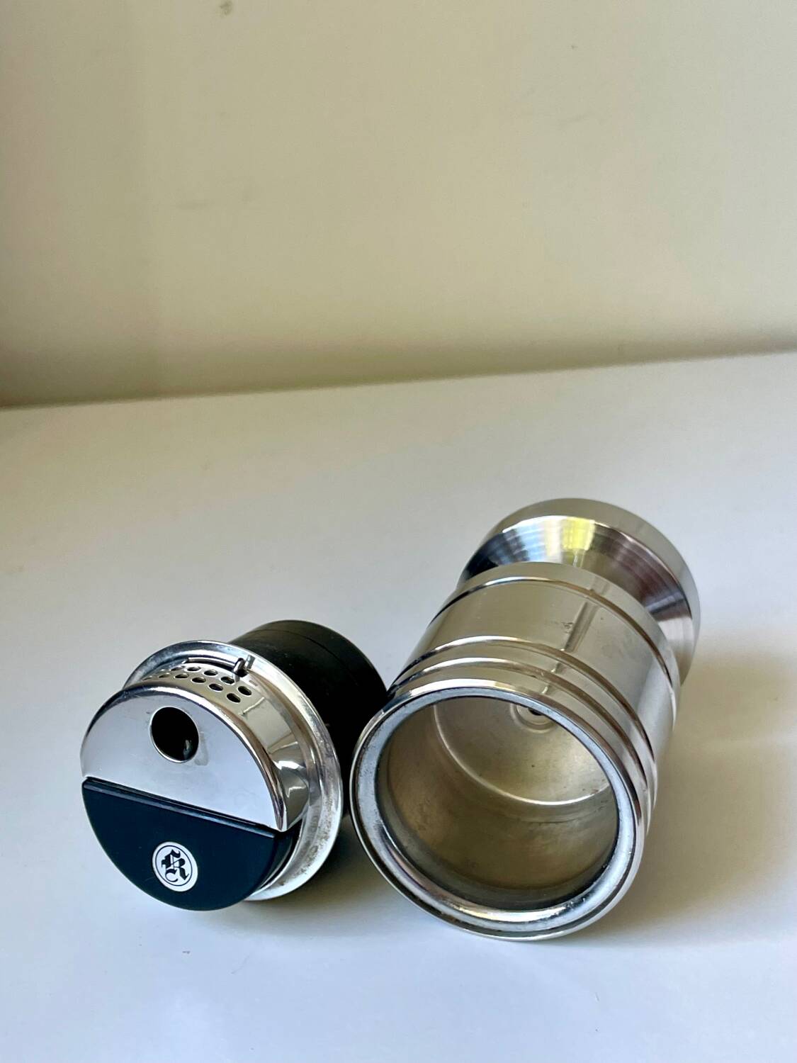 Briquet de table moderniste vintage en métal, Japon