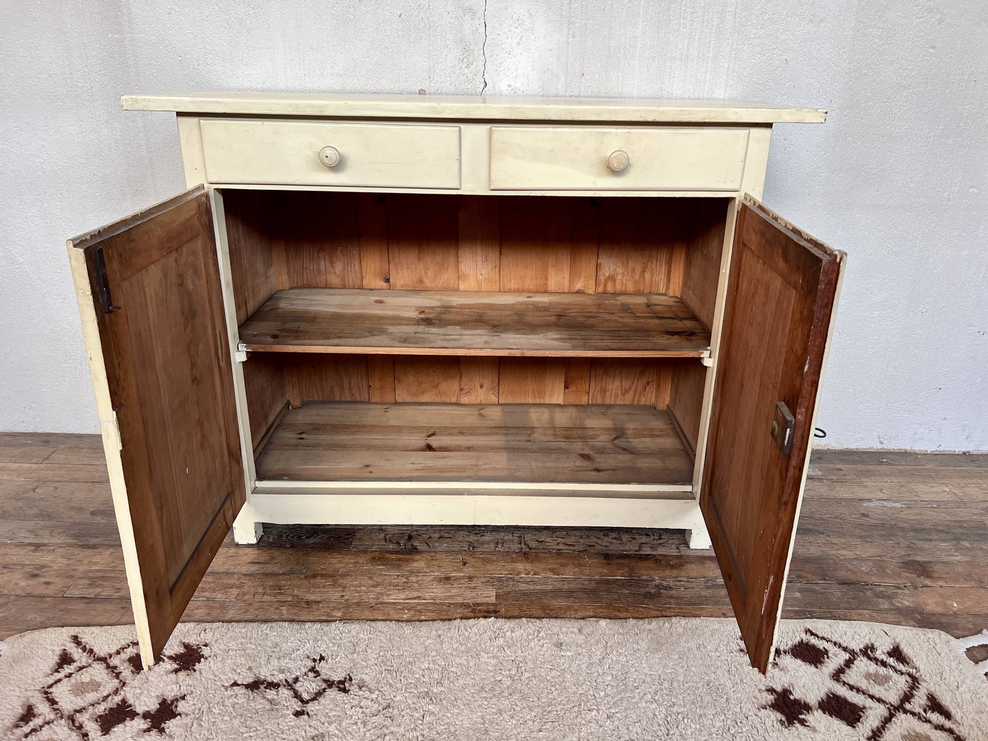 Buffet parisien patine blanche blanc