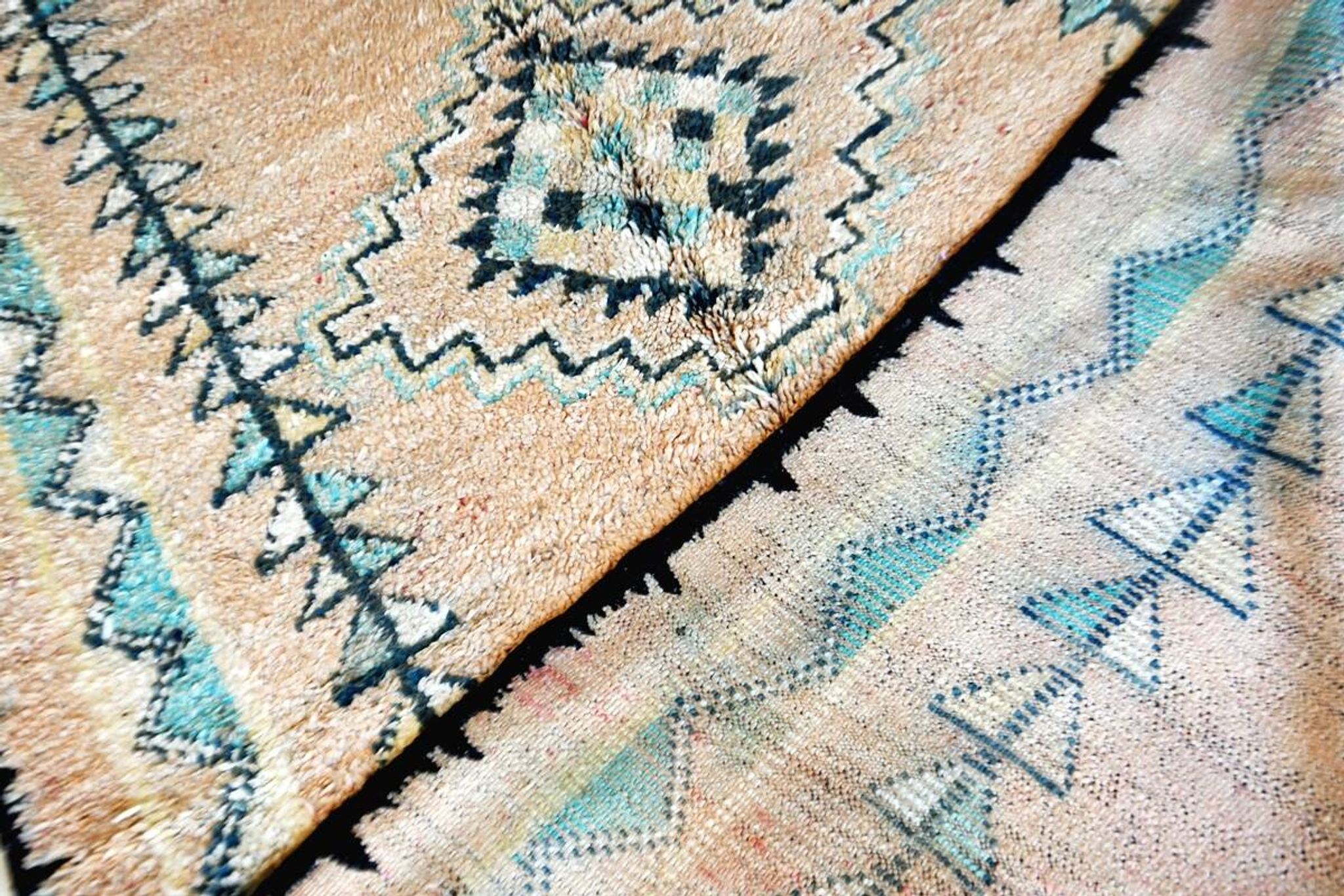 Vintage Boujaad rug 385 x 165 cm