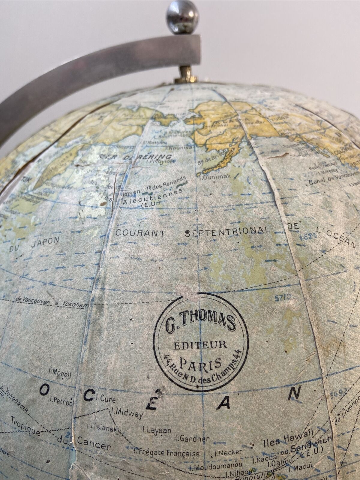 Globe G Thomas in aluminum world map 1950