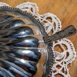 Vintage shell butter dish with your knife