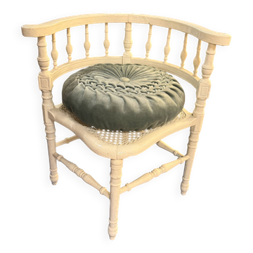 Corner chair