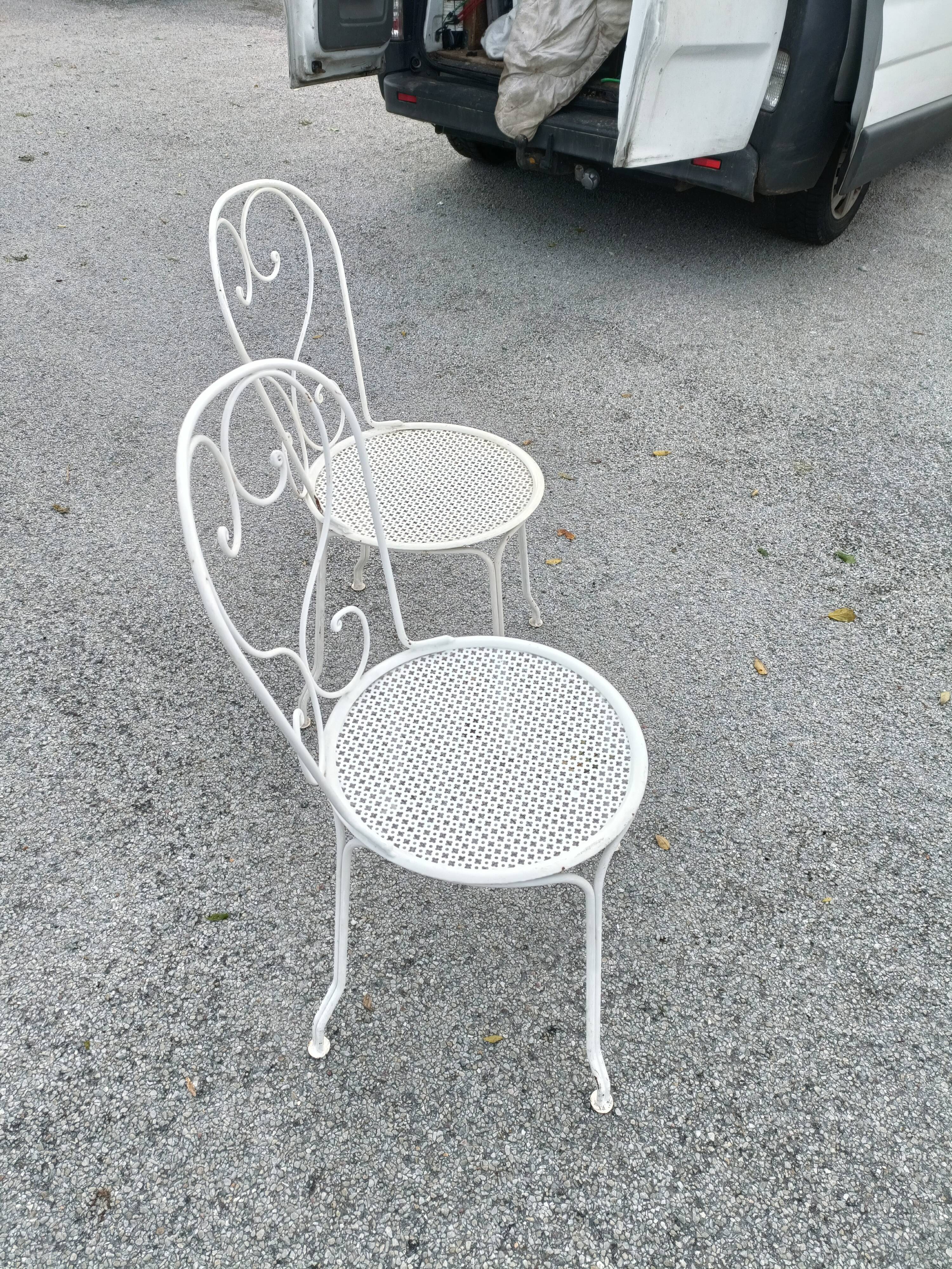 Antique garden furniture in full metal iron