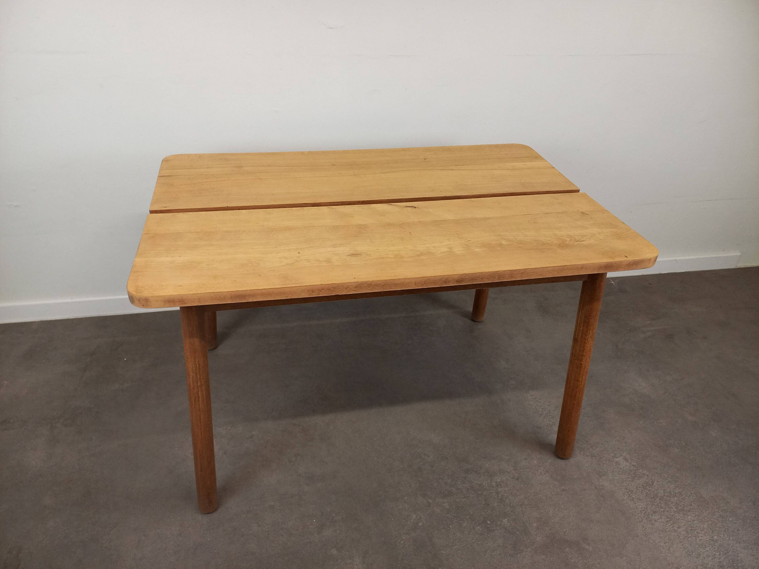 Pierre Gautier Delaye dining table attribution