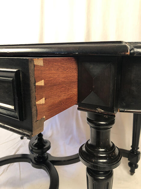 Napoleon III desk, blackened wood and ebony veneer top