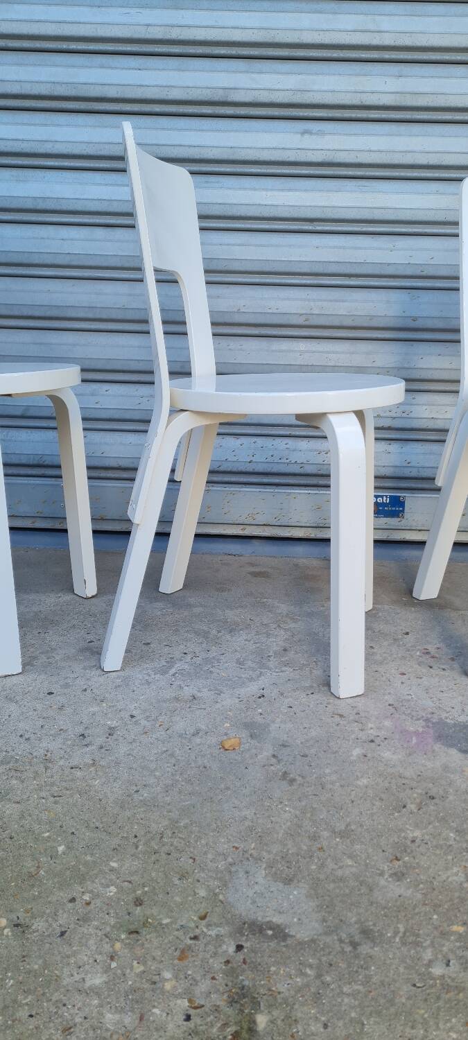 Set of 4 Alvar Aalto chairs