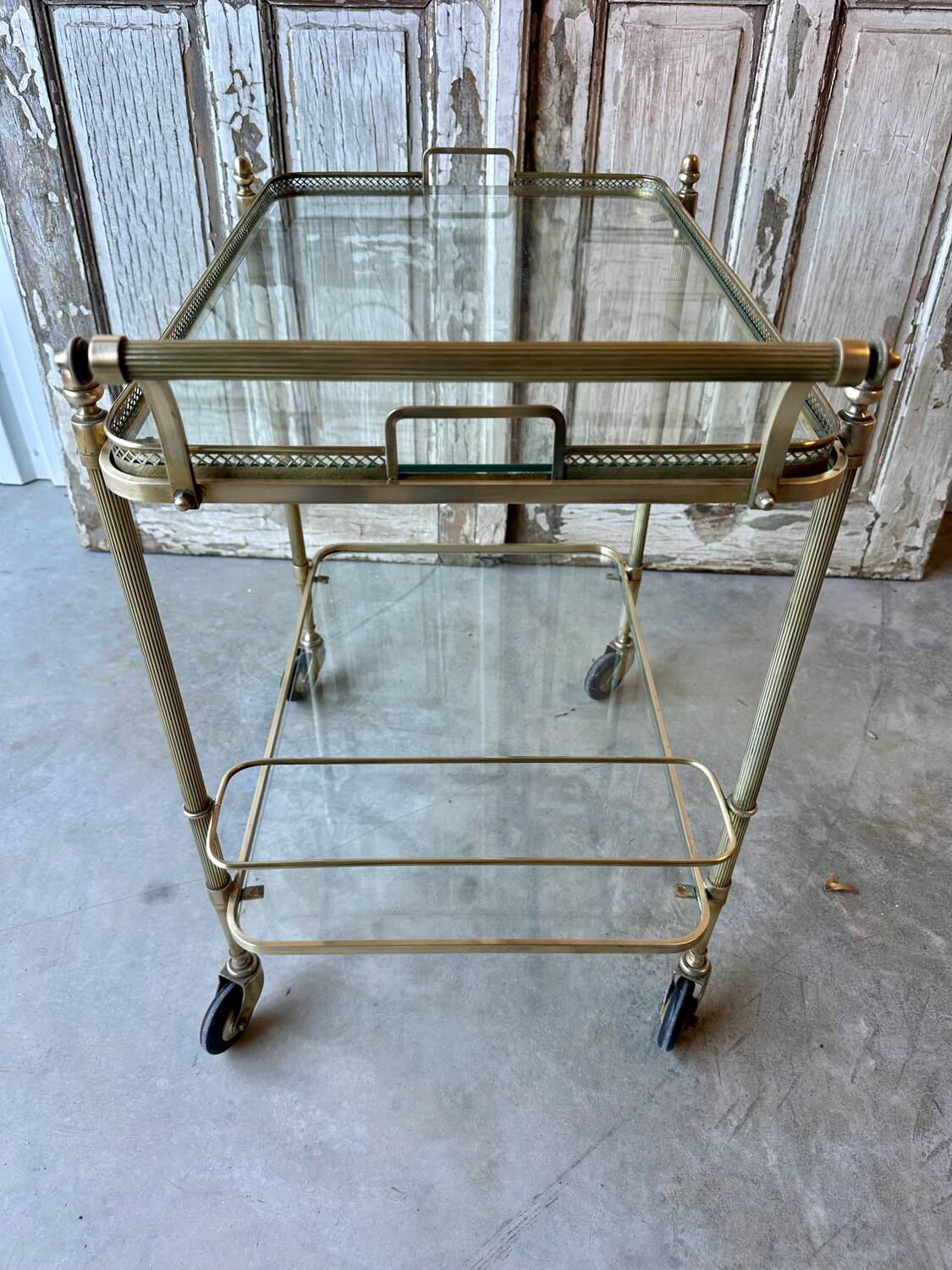 Desserte en laiton et verre, 1970