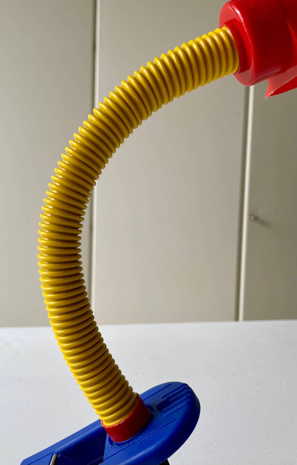 Articulated Memphis style clamp lamp
