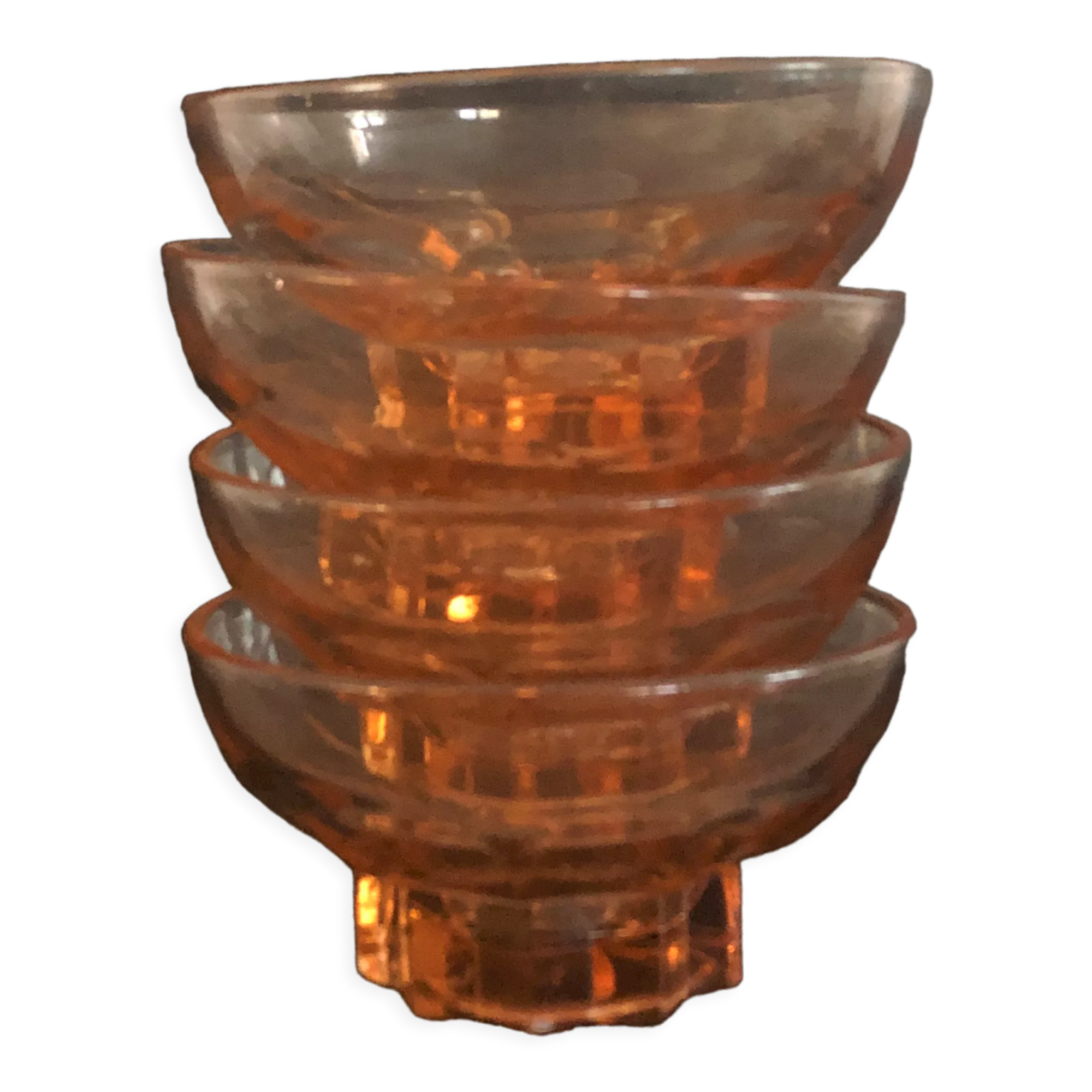 4 dessert cups