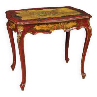 Venetian side table in wood from the 20th century