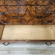 Art Decò chest of drawers from the 1940s in mahogany and briar