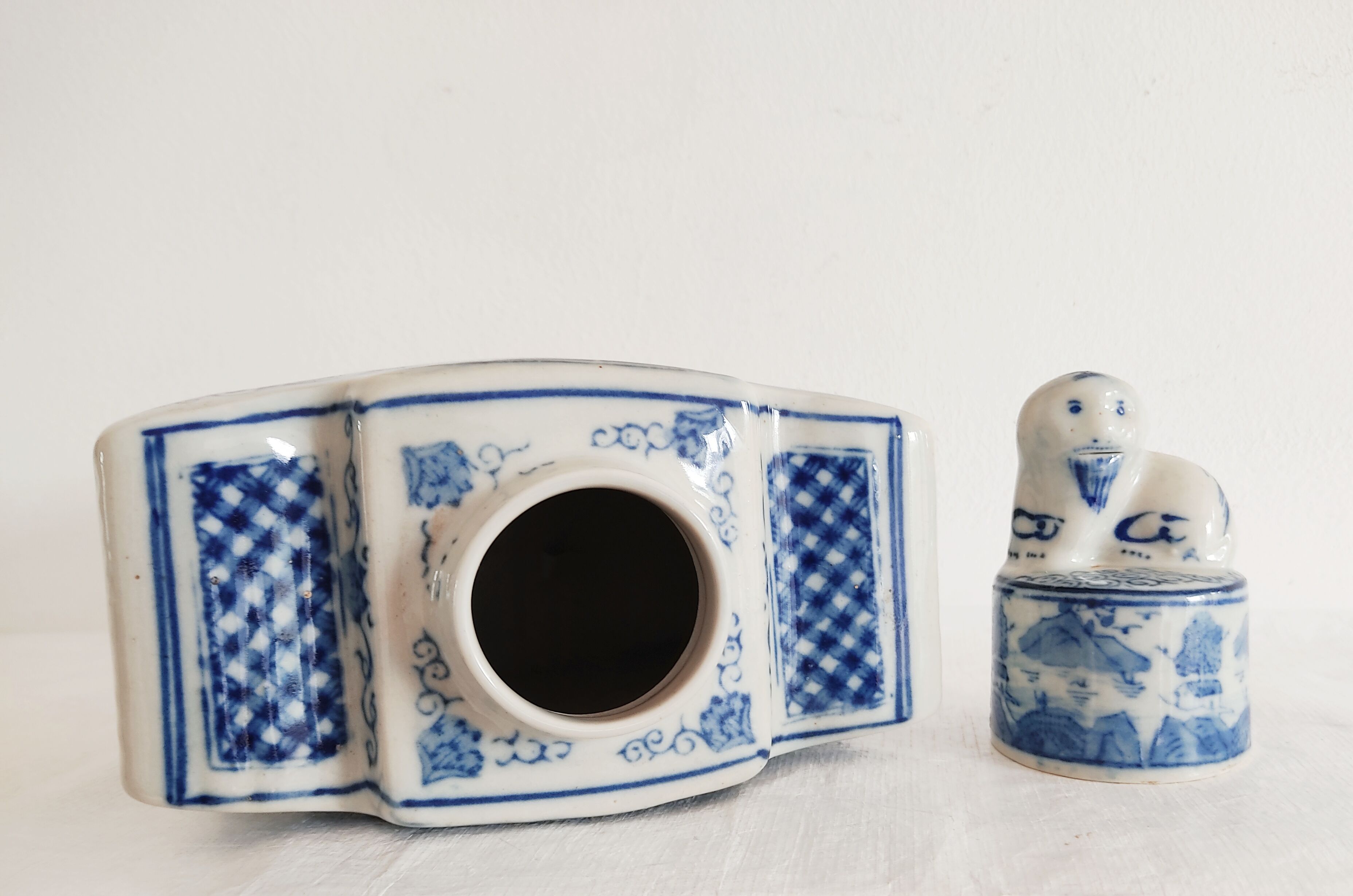 Chinese tea box fo dog lid