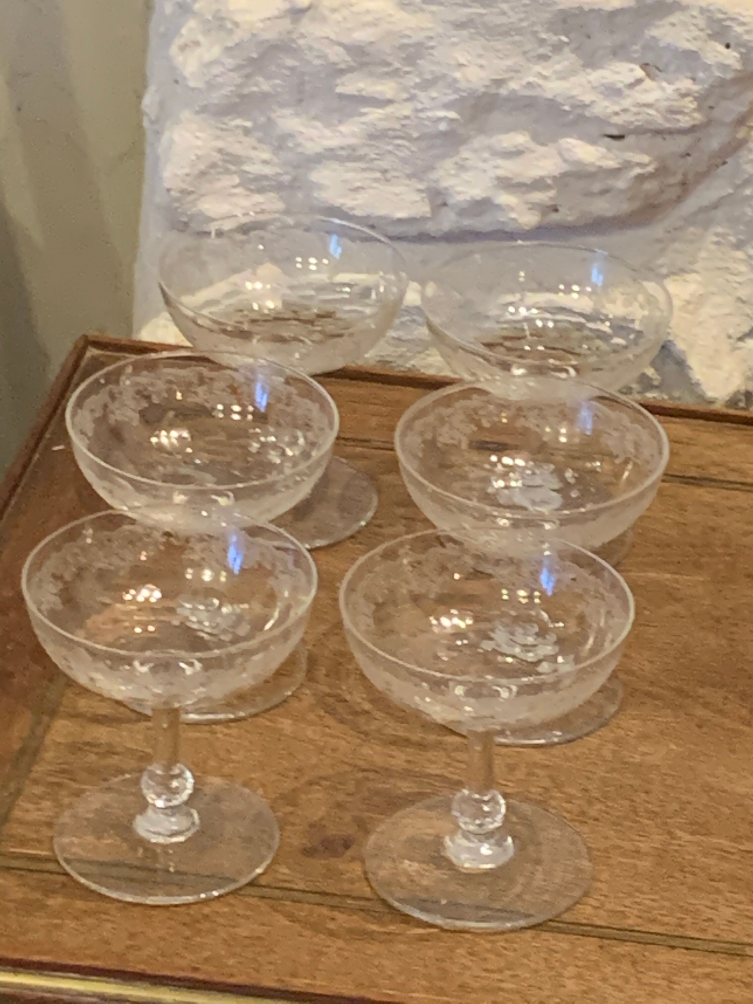 6 art deco champagne glasses with floral frieze