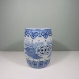 Ceramic stool/side table with oriental design. 1970-1980