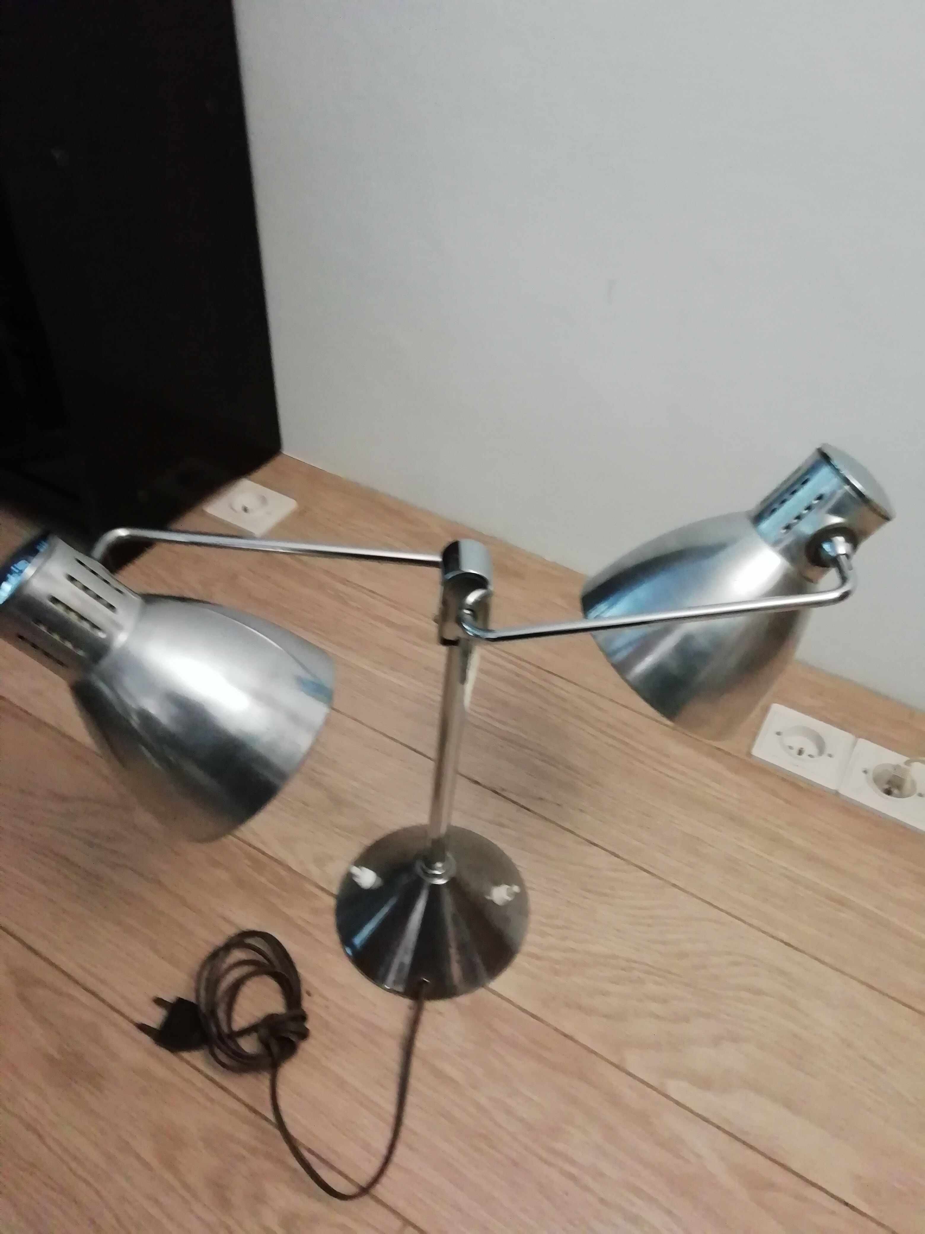 Double Jumo Lamp