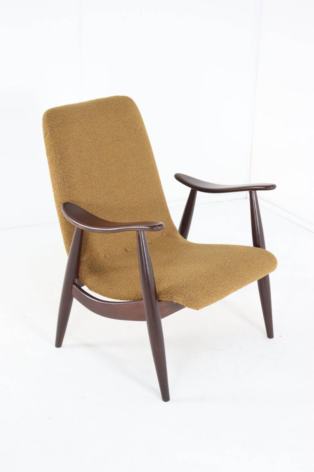 Armchair 'Popkensburg' Attr. Louis van Teeffelen for Wébé | 3 pieces in sto