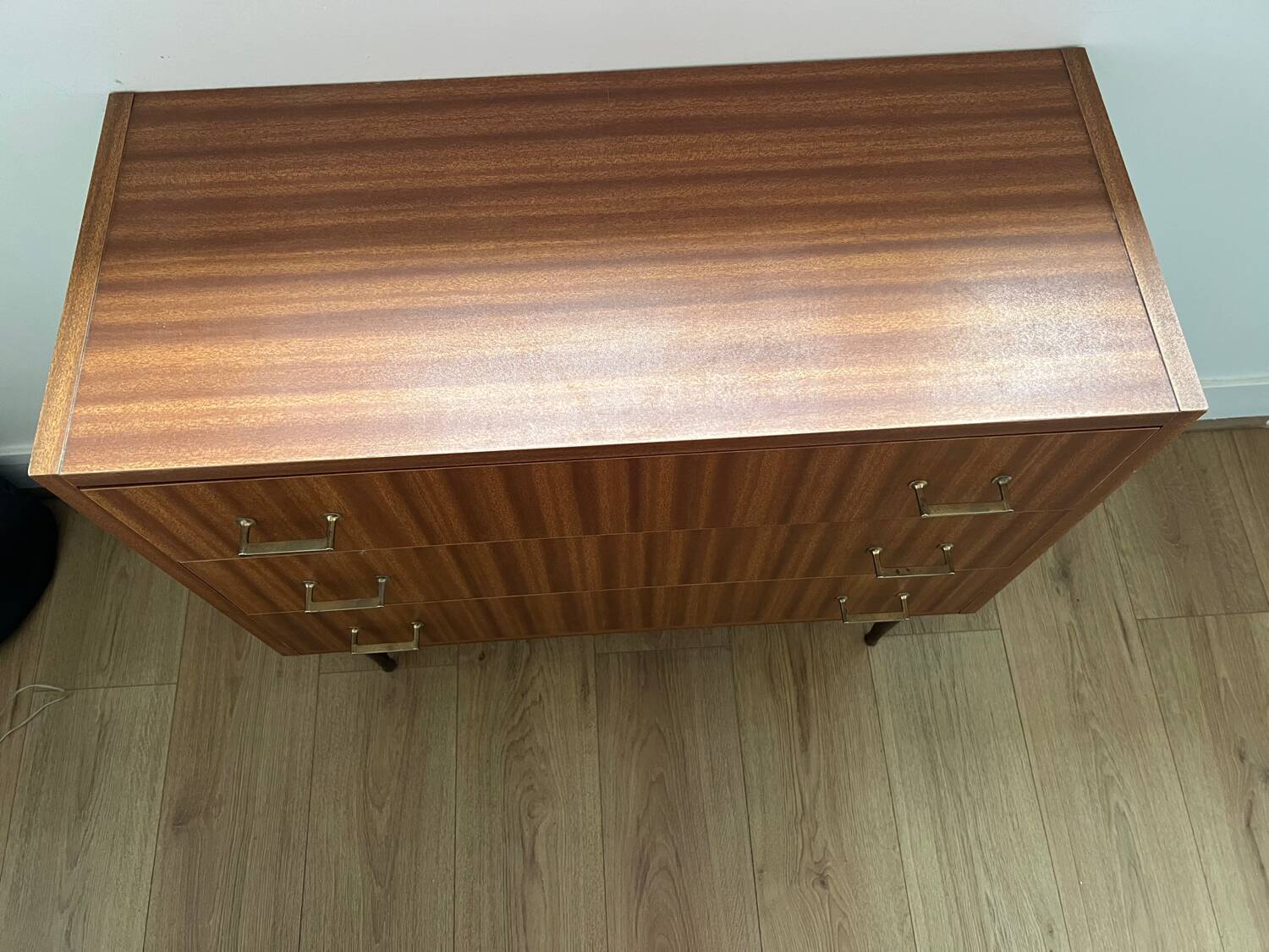 Commode scandinave