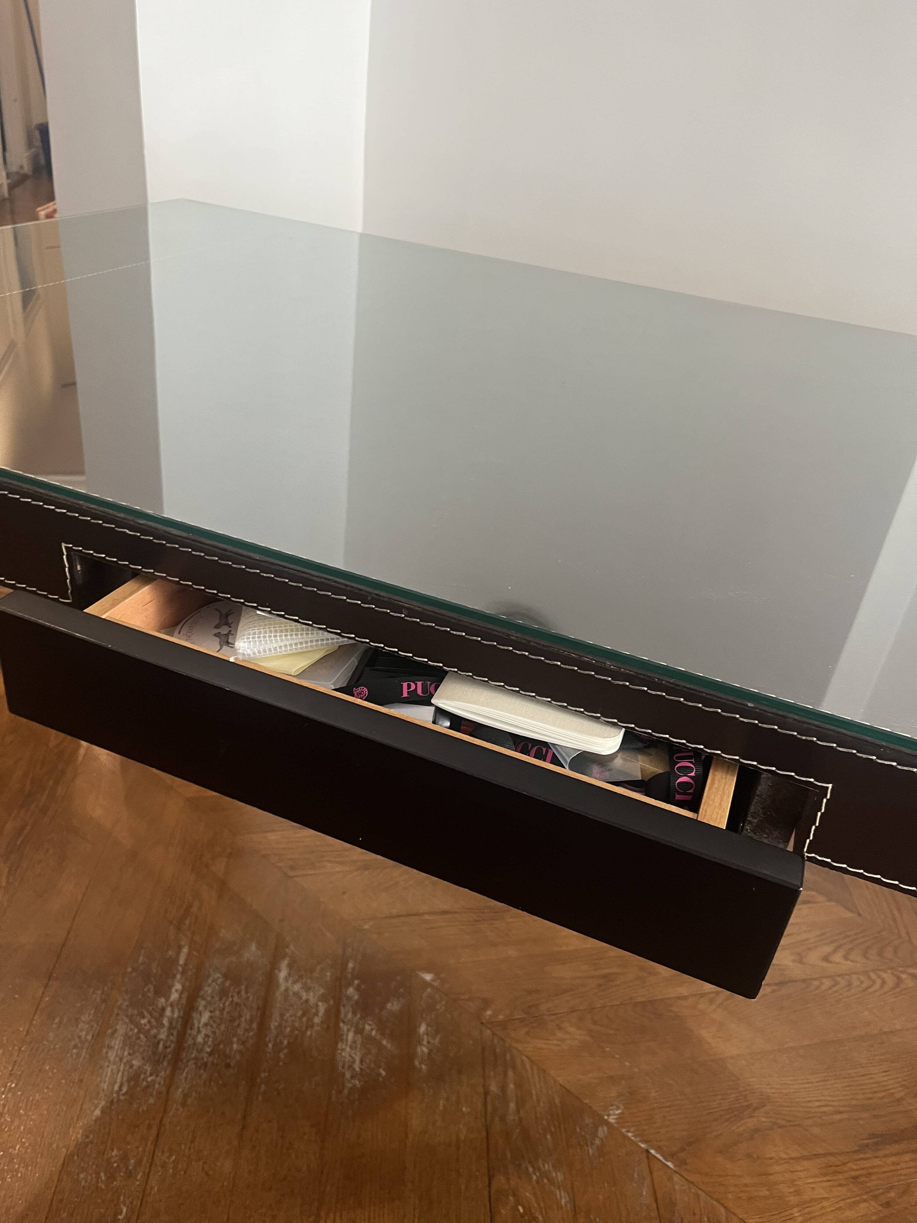 Artelano leather desk