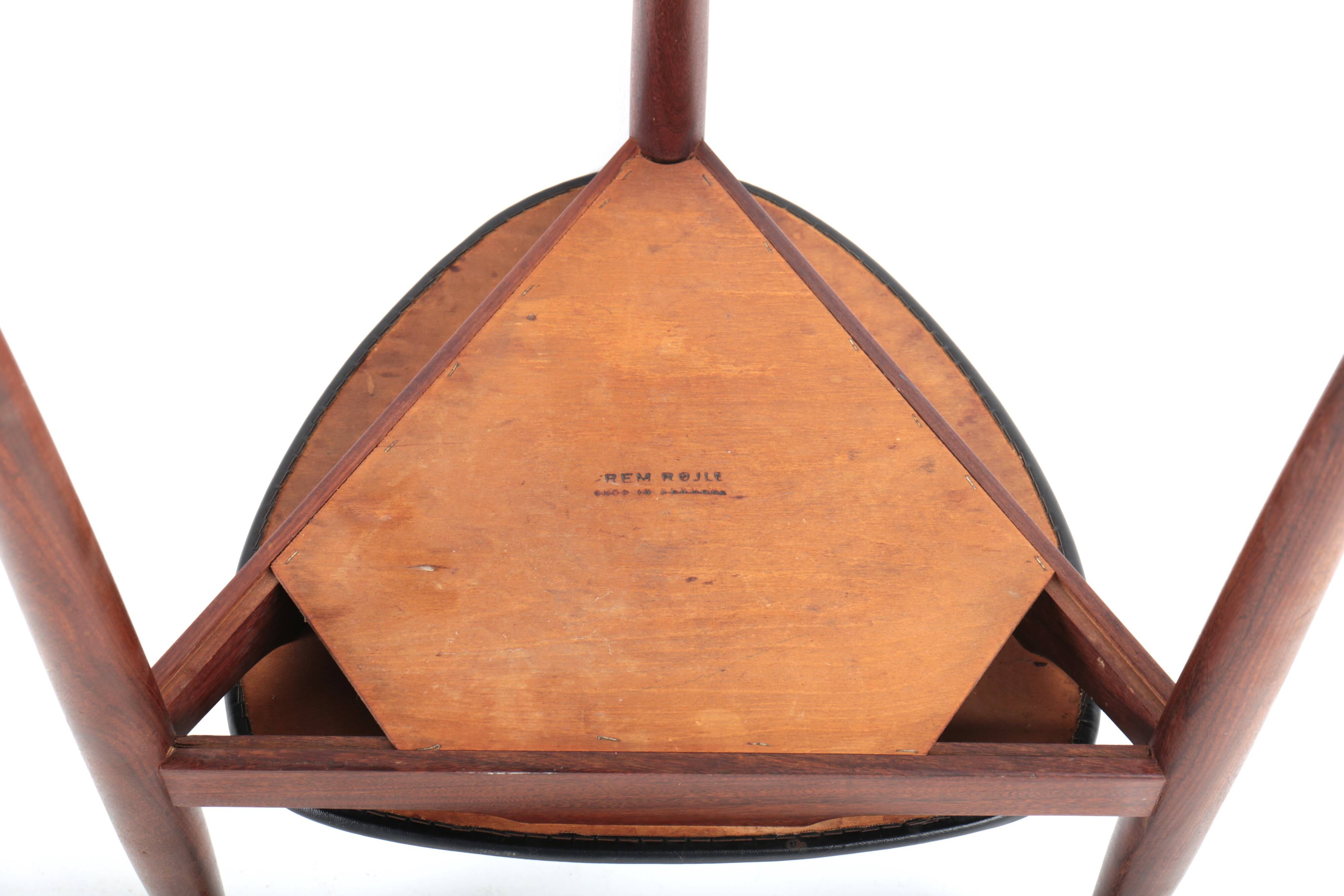 Pair of "Roundette" chairs by Hans Olsen for Frem Rolje, Denmark