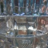 Art Deco bee-shaped vase in thick crystal