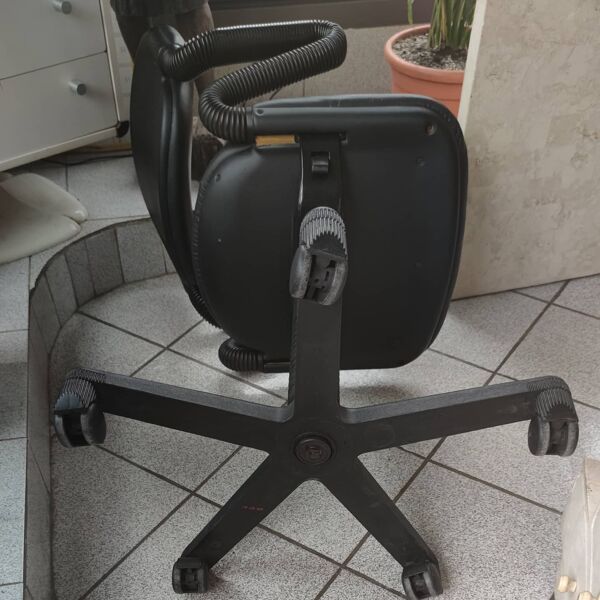 Fauteuil de bureau vers 1980 dit  '' vertebra'' design italien de giancarlo piretti et emilio ambasz p