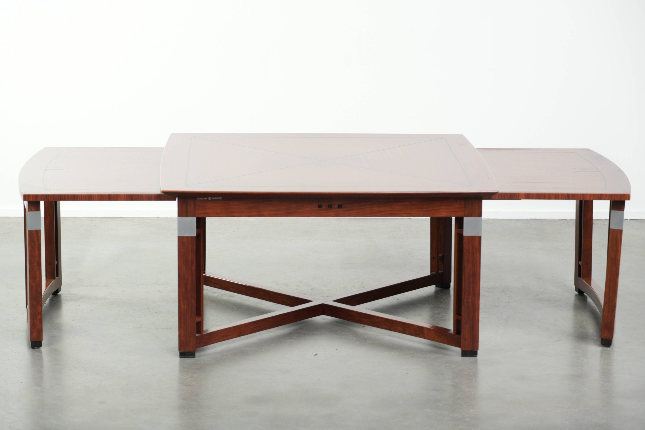 Art Deco design coffee table with extendable parts