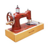 Collector sewing machine