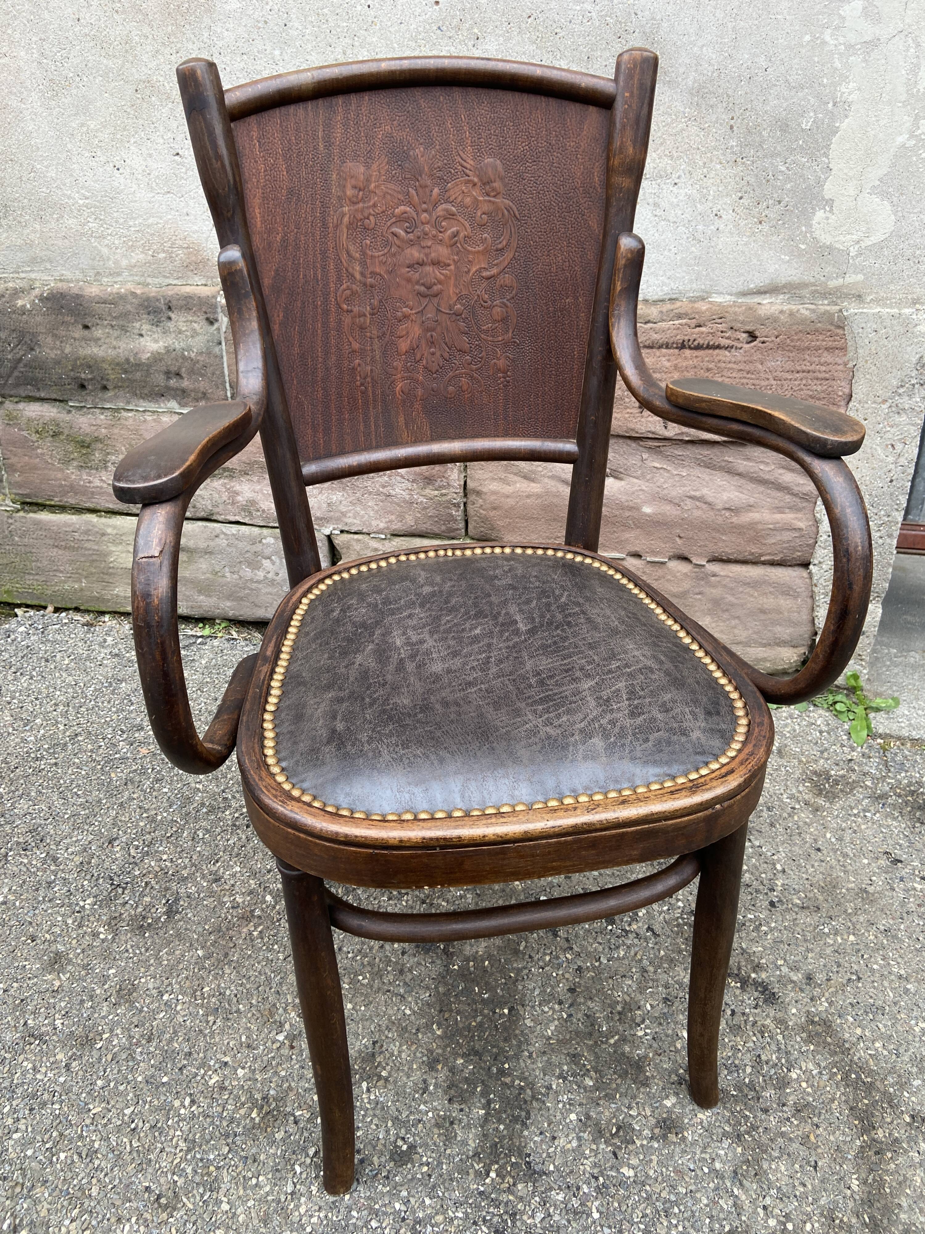 Viennese armchair n°70 (n°1070) bentwood