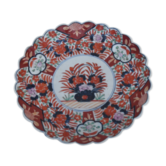 Plat en porcelaine  à décor imari