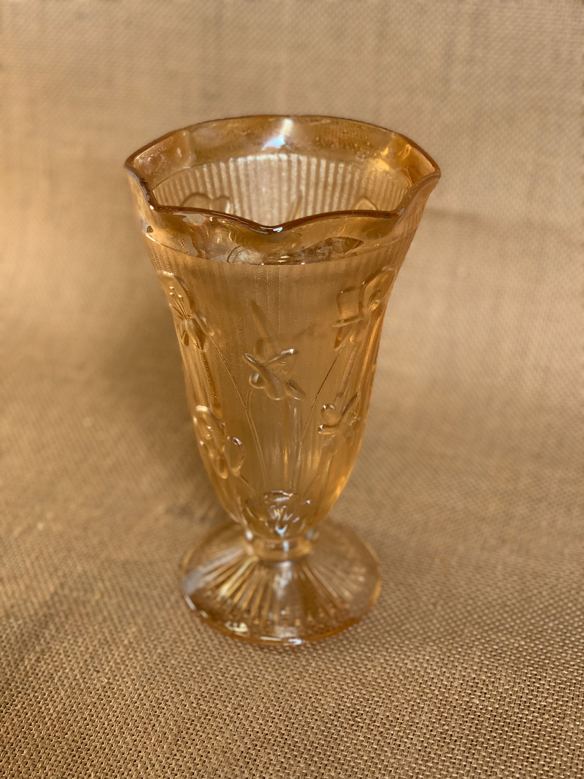 Iridescent glass vase with floral motifs in 40s style