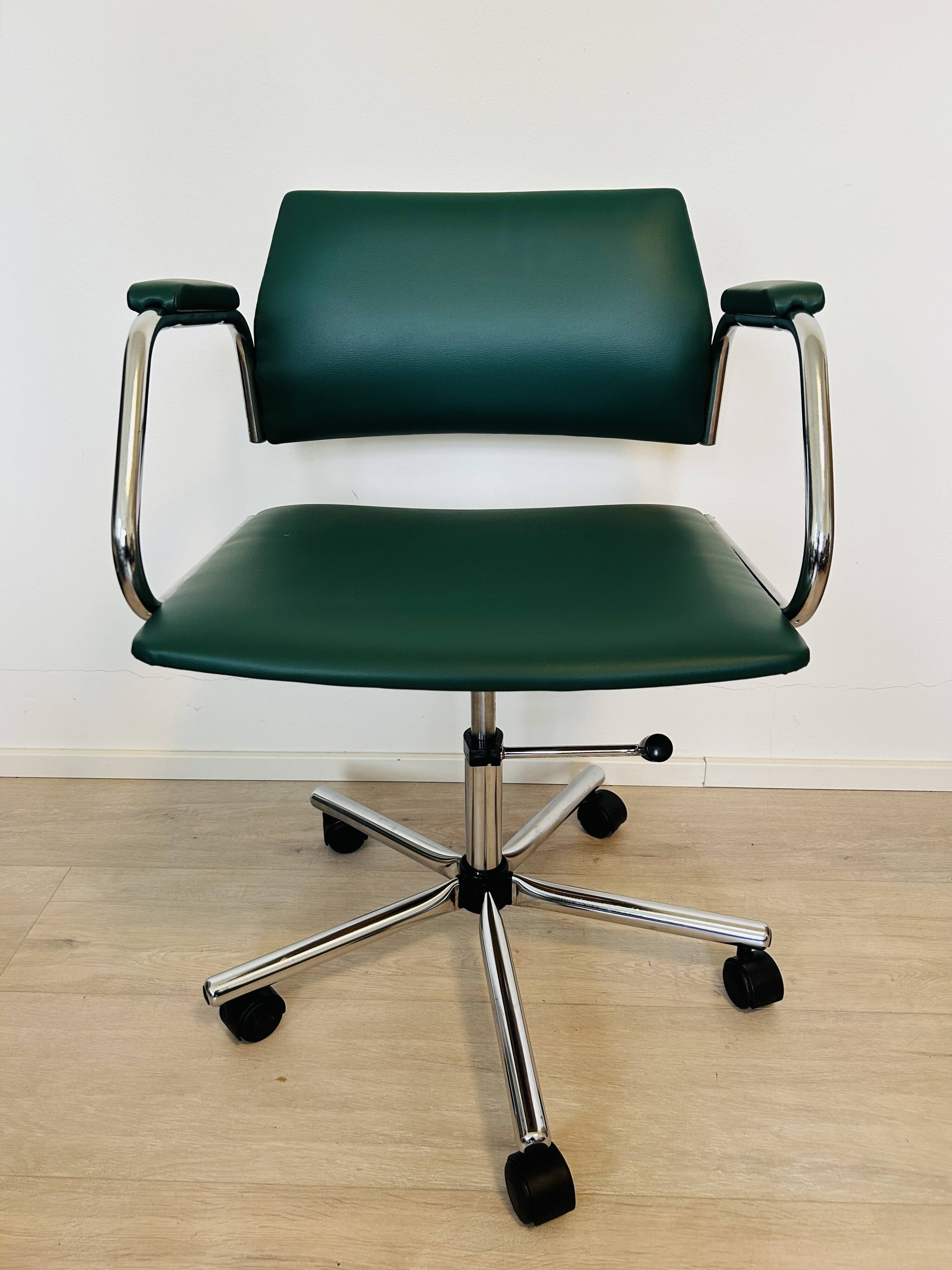 Fully Restored Kovona Office Chair K-385, Czechoslovakia 1970’s