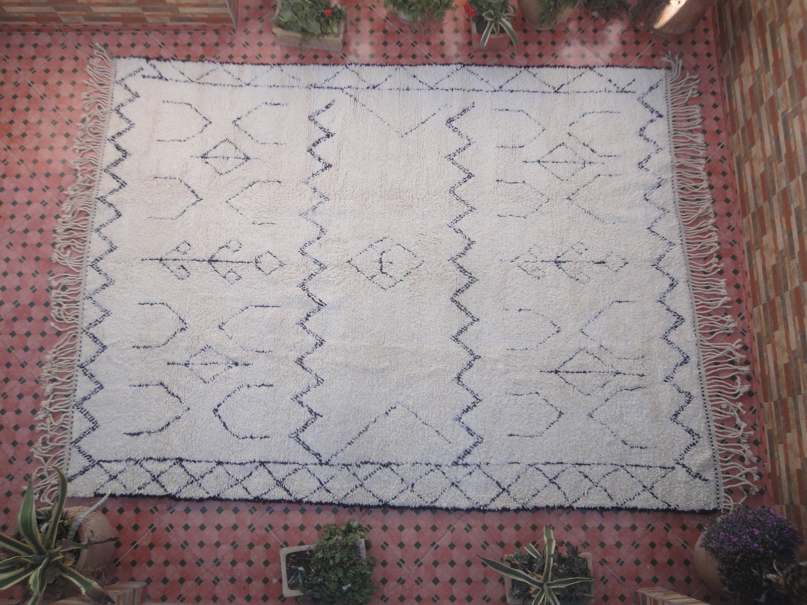 Carpet beni ourain 345 x 255 cm