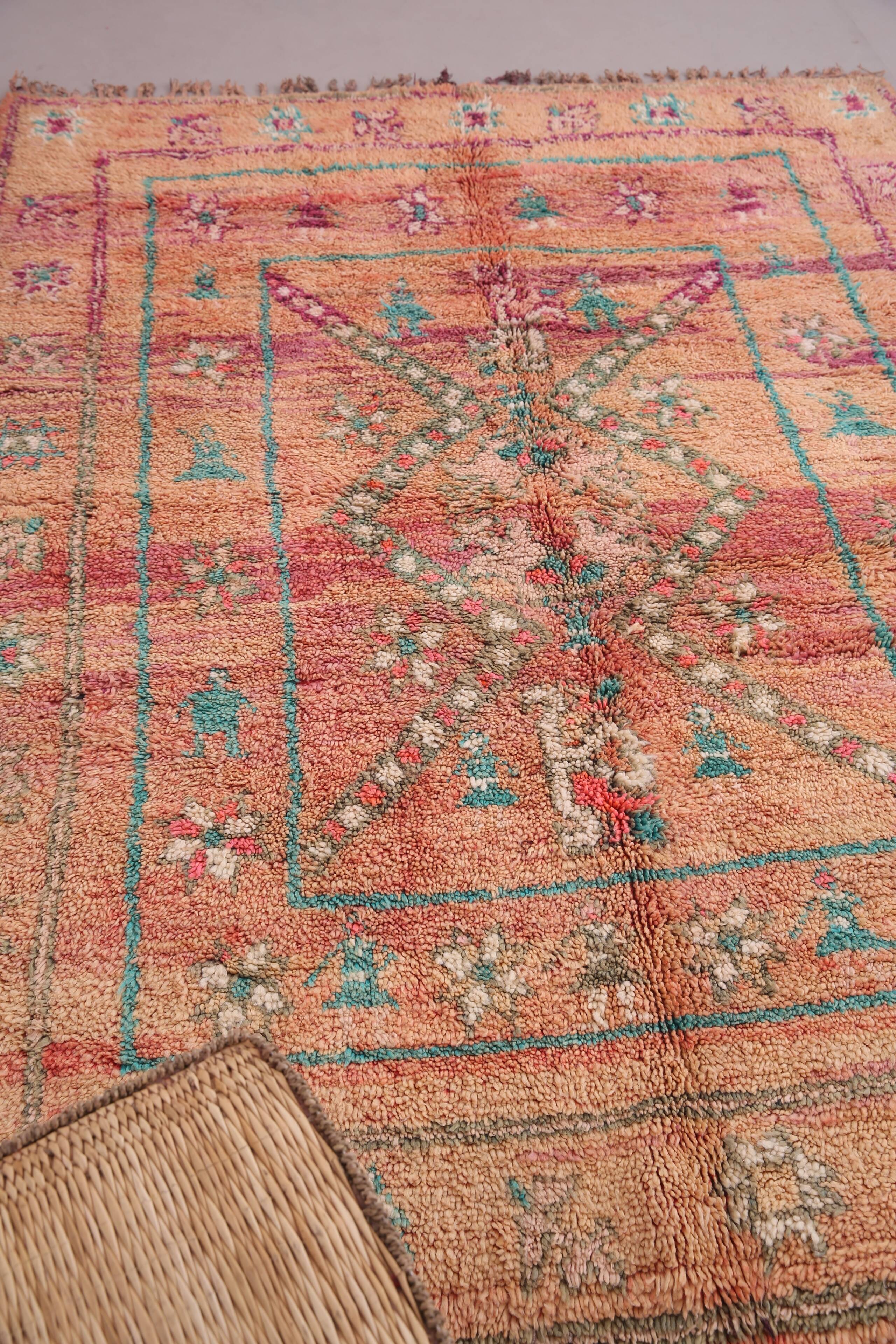 Peach Vintage Moroccan Rug 180 x 253 cm - Handmade Berber Wool Rug - Boho