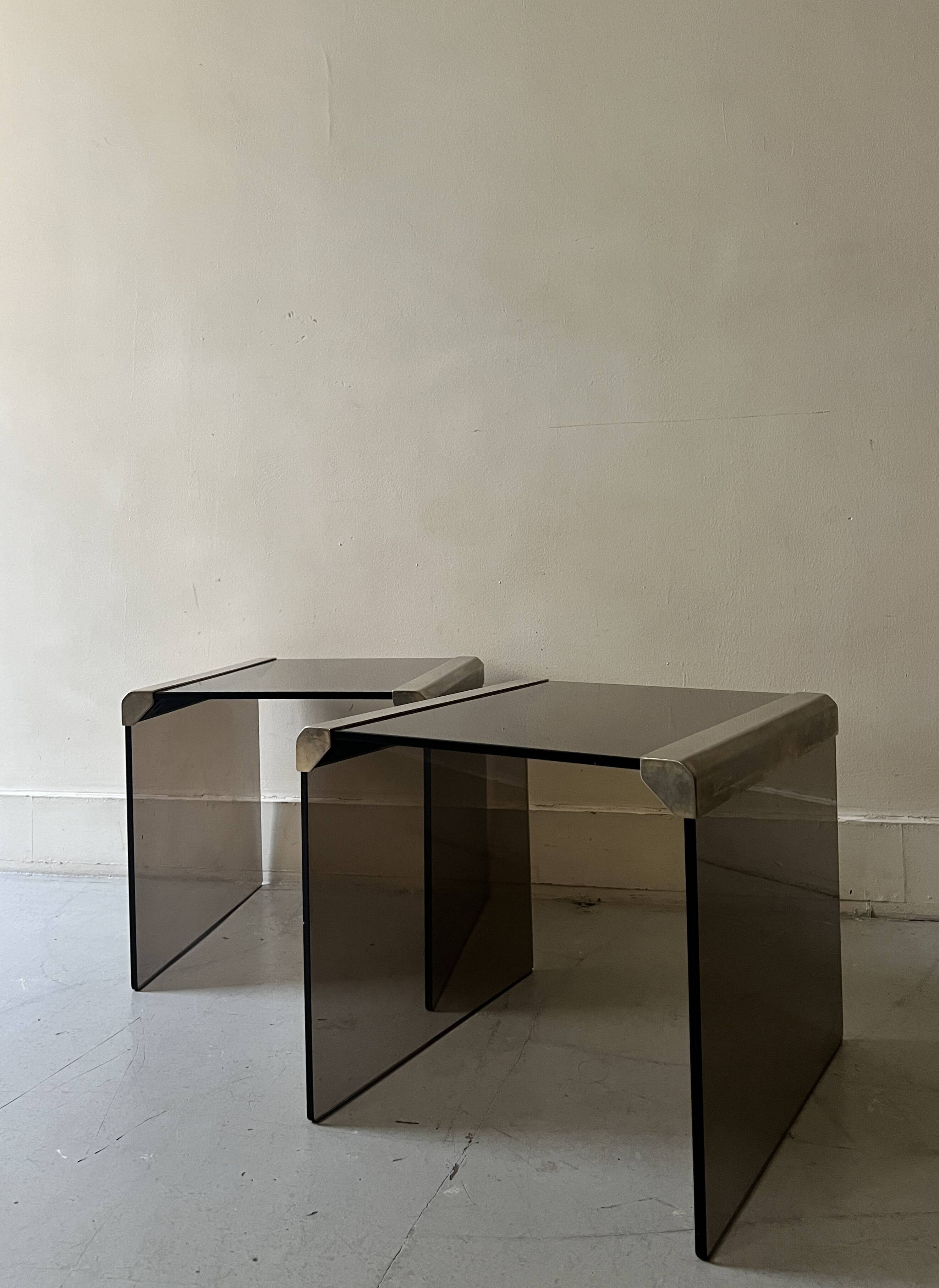 Design bedside table in metal & smoked glass, Roche Bobois 1970.