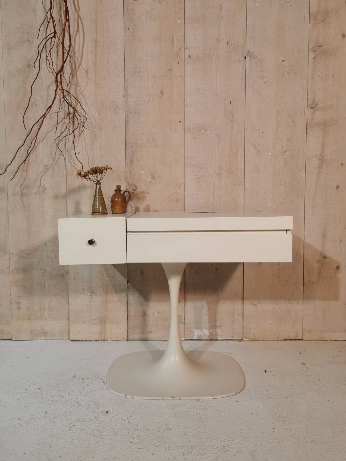 Vintage dressing table