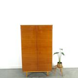 Armoire vintage en placage avec étagères