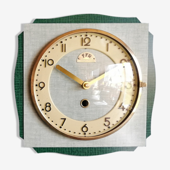 Horloge formica vintage murale silencieuse carrée "FFR vert doré"