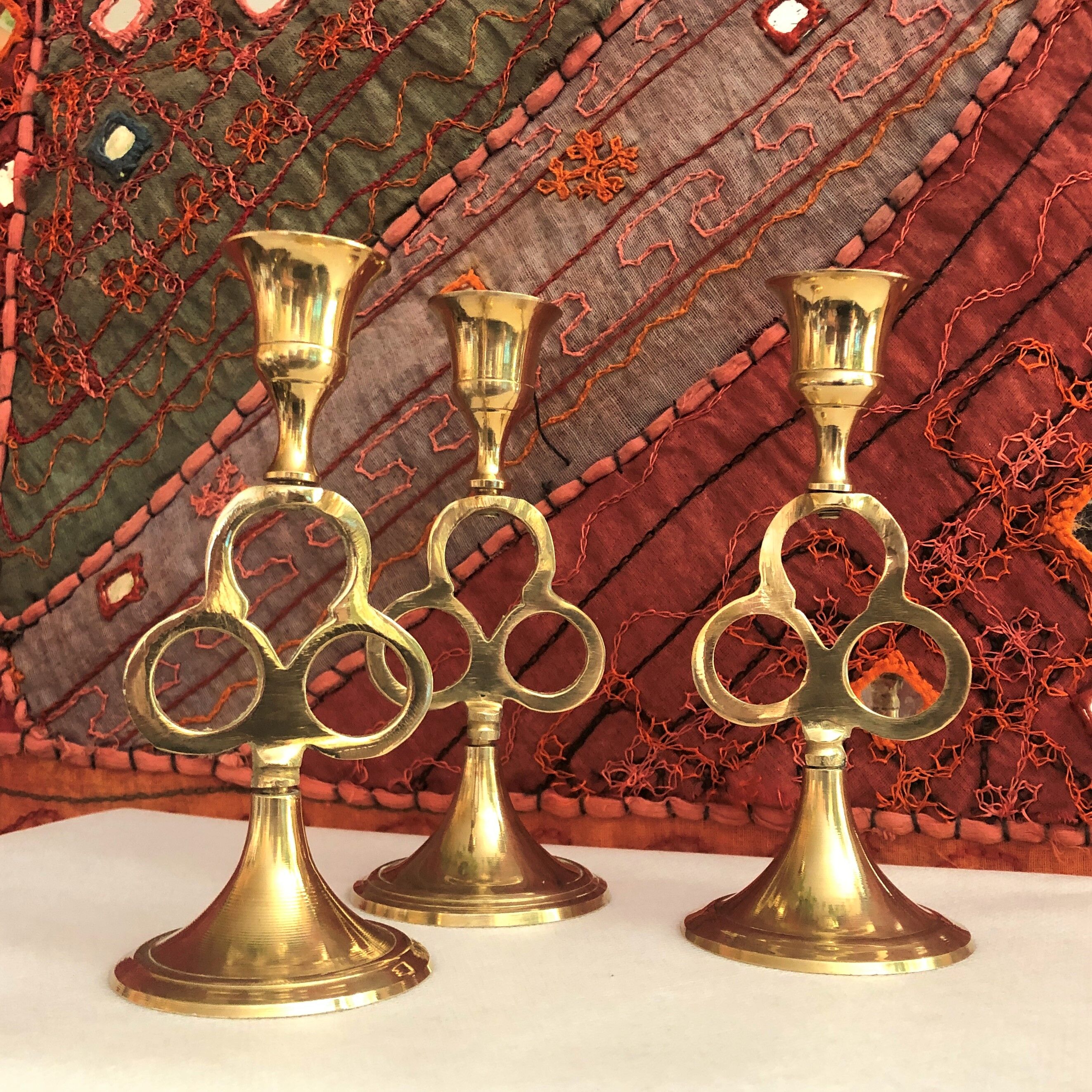 Trio of golden brass candle holder INDIA vintage
