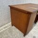 Bureau en bois avec tiroirs vintage