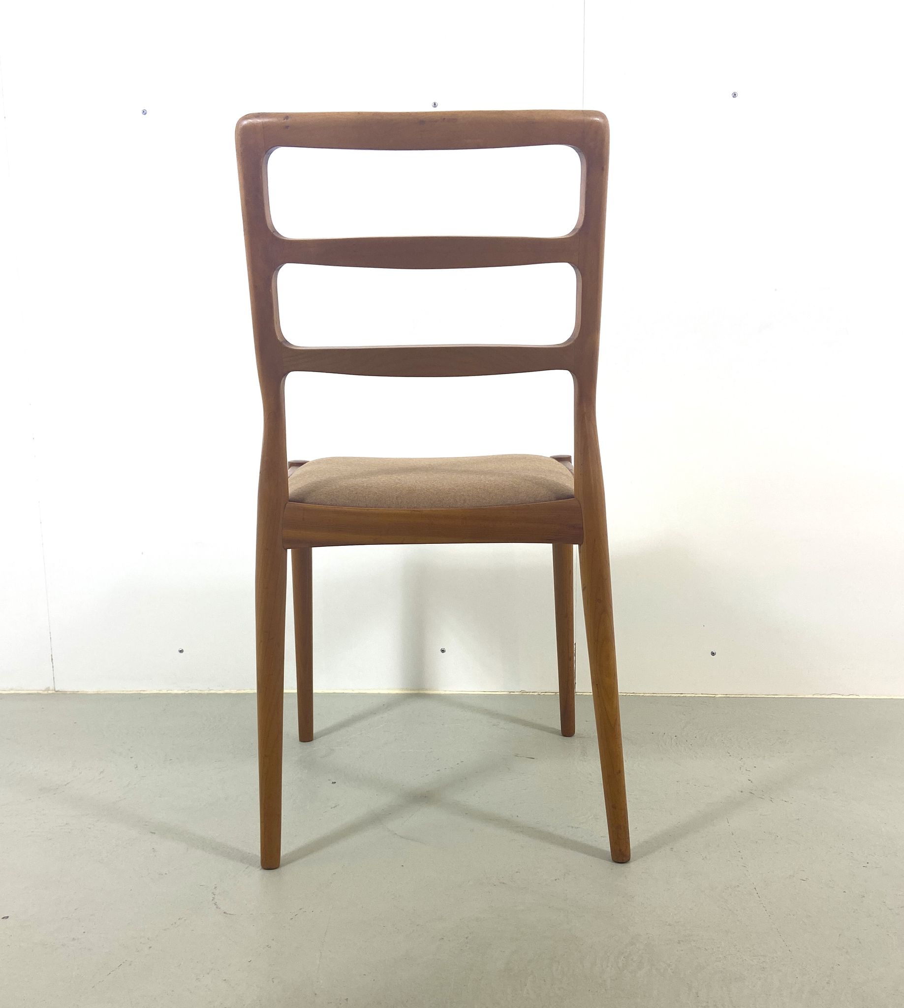 Set of 4 Casala chairs