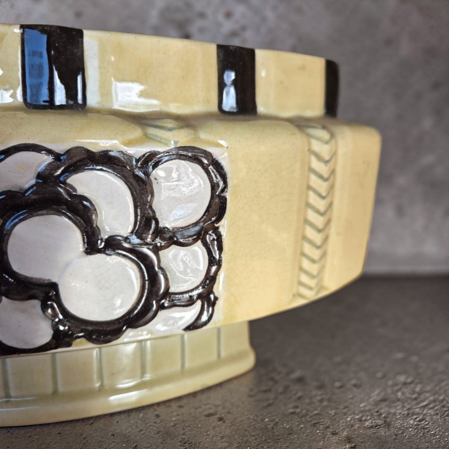 Art Deco cache-pot Orchies